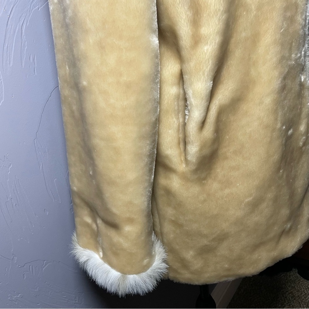 Terry Lewis Vintage Classic Luxury Faux Fur Coat - Picture 4 of 14